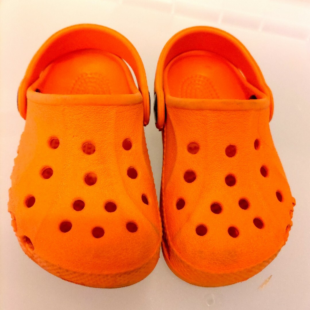 crocs(クロックス)のクロックス　サンダル　子供用　3足セット キッズ/ベビー/マタニティのベビー靴/シューズ(~14cm)(サンダル)の商品写真