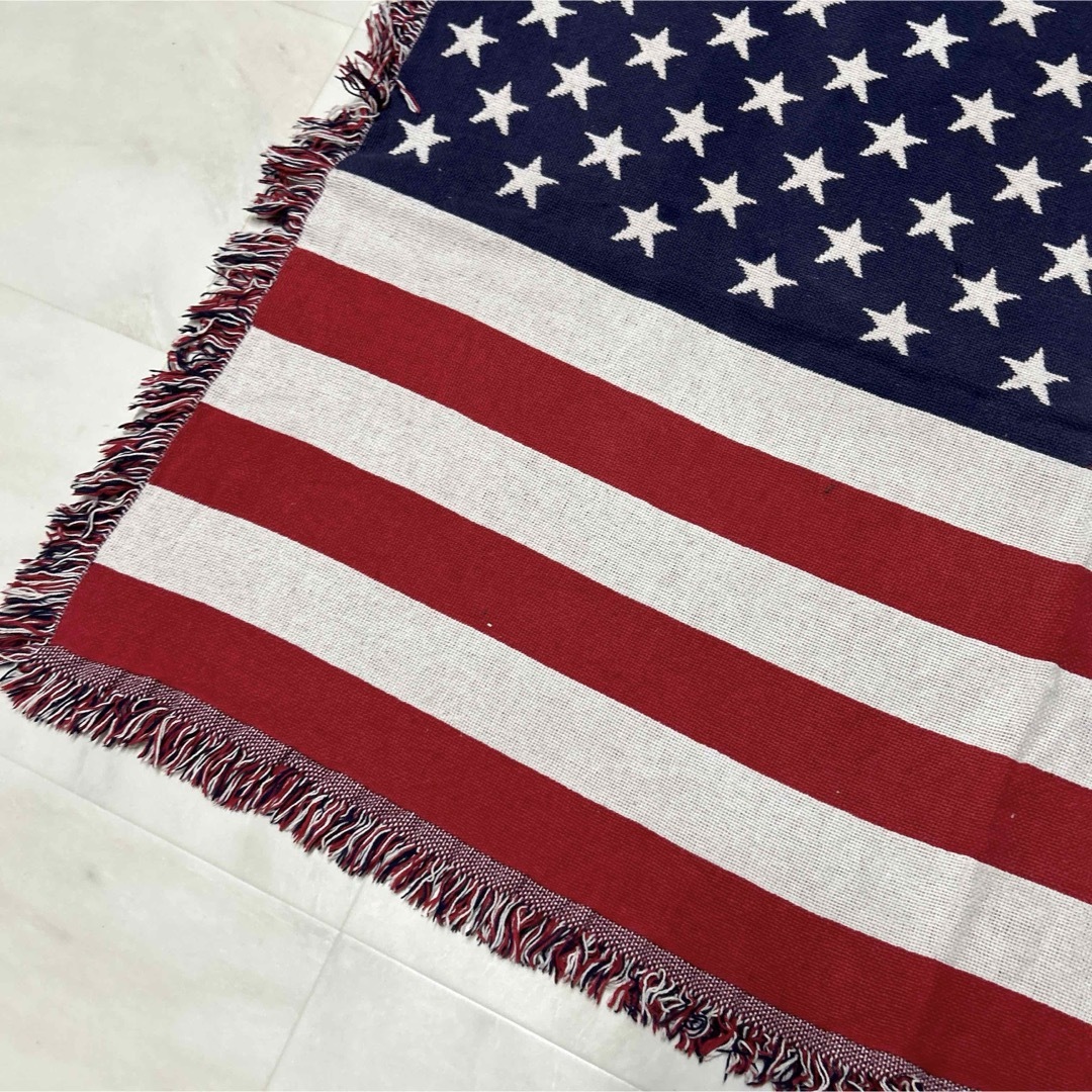VINTAGE(ヴィンテージ)のアメリカ　国旗　マルチカバー　ソファーカバー　ヴィンテージラグ　95x125 インテリア/住まい/日用品のラグ/カーペット/マット(ラグ)の商品写真