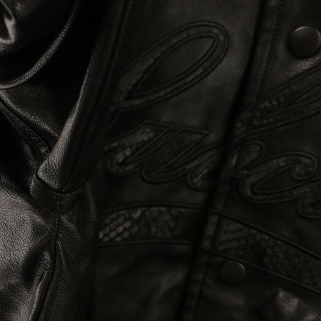 Subciety(サブサエティ)のSubciety サブサエティ FAKE LEATHER JKT フロントロゴ刺繍 フェイクレザージャケット ブラック メンズのジャケット/アウター(フライトジャケット)の商品写真
