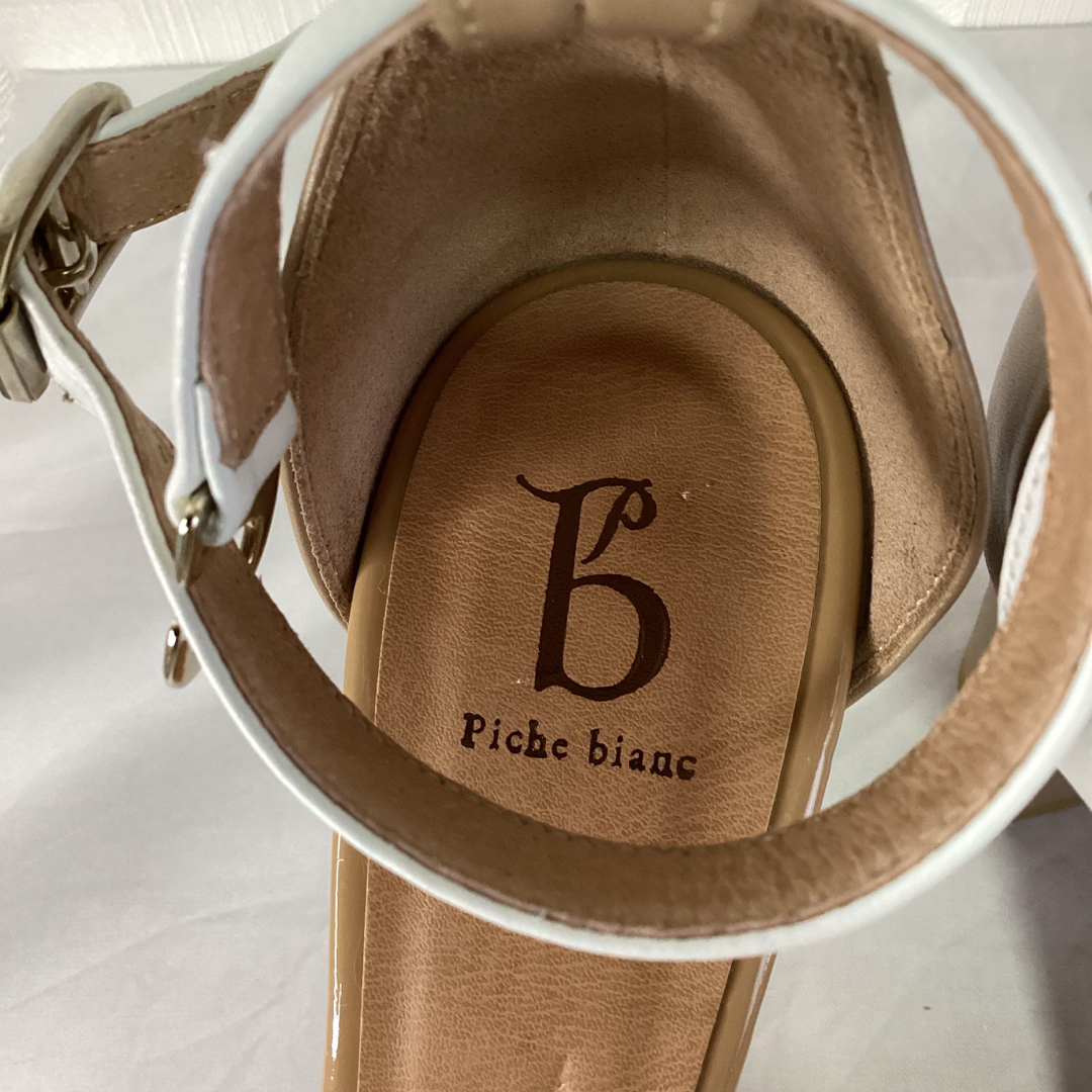 ★新品未使用★　Piche Bianc   ピシェビアン　マルチカラーサンダル レディースの靴/シューズ(サンダル)の商品写真