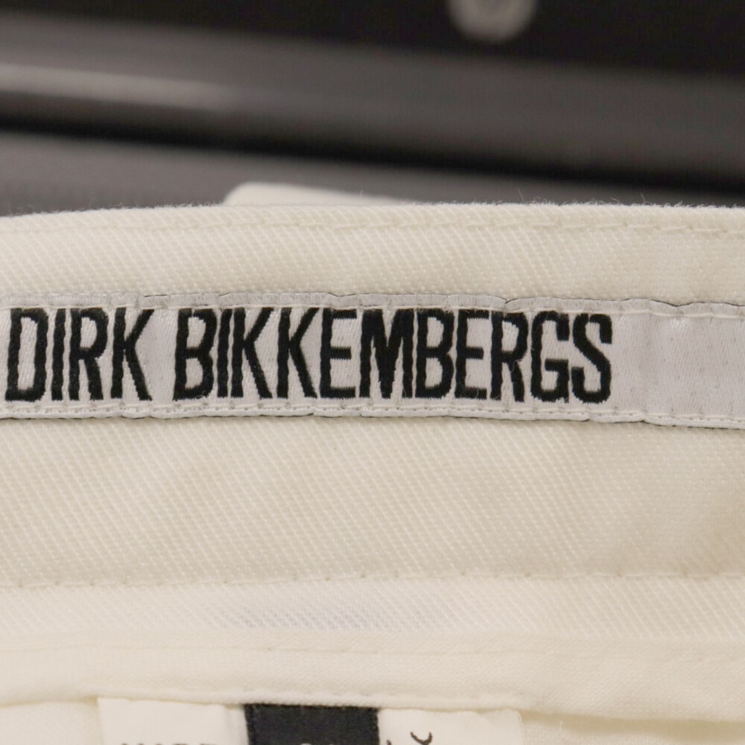 DIRK BIKKEMBERGS(ダークビッケンバーグ)のDIRK BIKKEMBERGS ダークビッケンバーグ バックステッチデザイン コットンパンツ ホワイト メンズのパンツ(その他)の商品写真