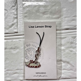 リサラーソン(Lisa Larson)の新品 未使用 赤 リサラーソン Lisa ねるねこ ストラップ チャーム 猫(キーホルダー)
