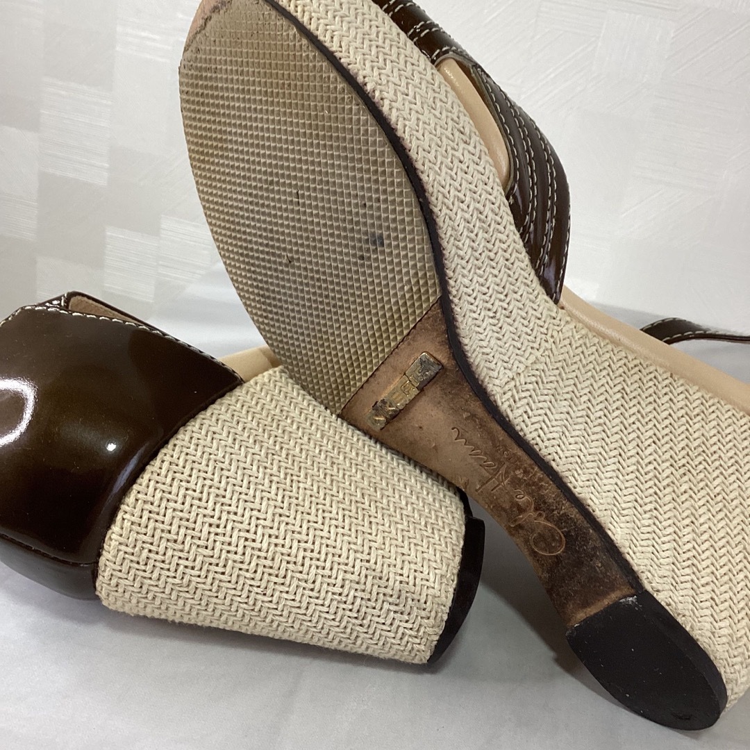 Cole Haan(コールハーン)のCole Haan   ナイキエアコラボ　コールハーン　ウエッジサンダルエナメル レディースの靴/シューズ(サンダル)の商品写真