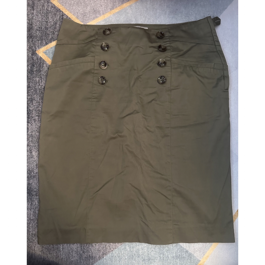 H&M(エイチアンドエム)のᎻ&Ꮇ タイトスカート　カーキ色　膝丈　サイズ　36 US6 レディースのスカート(ひざ丈スカート)の商品写真