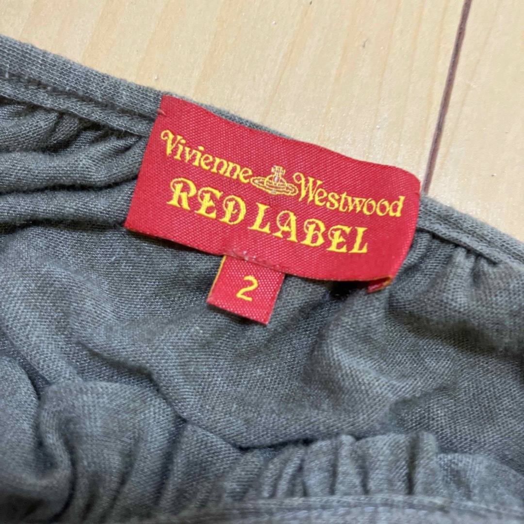 Vivienne Westwood(ヴィヴィアンウエストウッド)のVivienne Westwood RED LABEL 変形カットソー　サイズ2 レディースのトップス(カットソー(半袖/袖なし))の商品写真