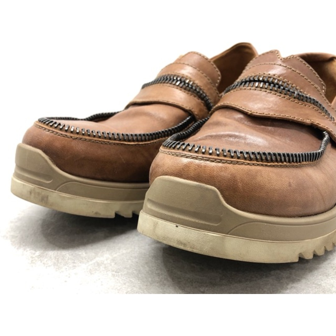 DIESEL(ディーゼル)のDIESEL(ディーゼル) D-WHIPER ファスナーデザイン レザー ローファー サイズ41 約26.5cm ブラウン系 【C1228-007】 メンズの靴/シューズ(ドレス/ビジネス)の商品写真