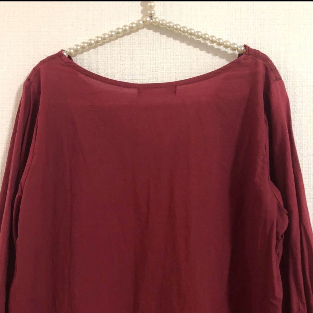 しまむら(シマムラ)のしまむら 刺繍ブラウス 長袖  赤 サイズL レディースのトップス(シャツ/ブラウス(長袖/七分))の商品写真