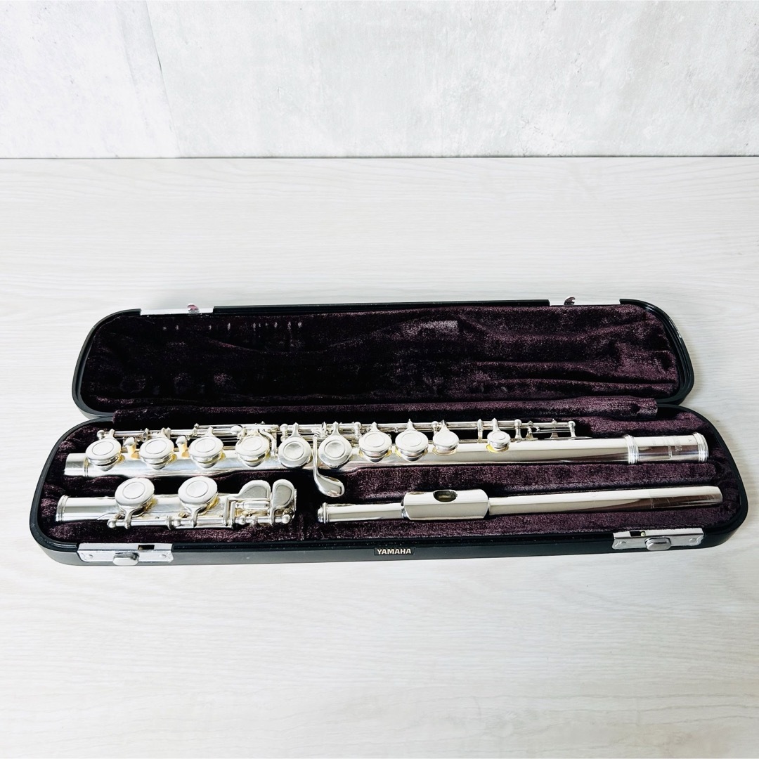 ヤマハ(ヤマハ)の美品　ヤマハフルート　YFL-211SⅡ Eメカ　廃盤モデル　入門用　タンポ良好 楽器の管楽器(フルート)の商品写真