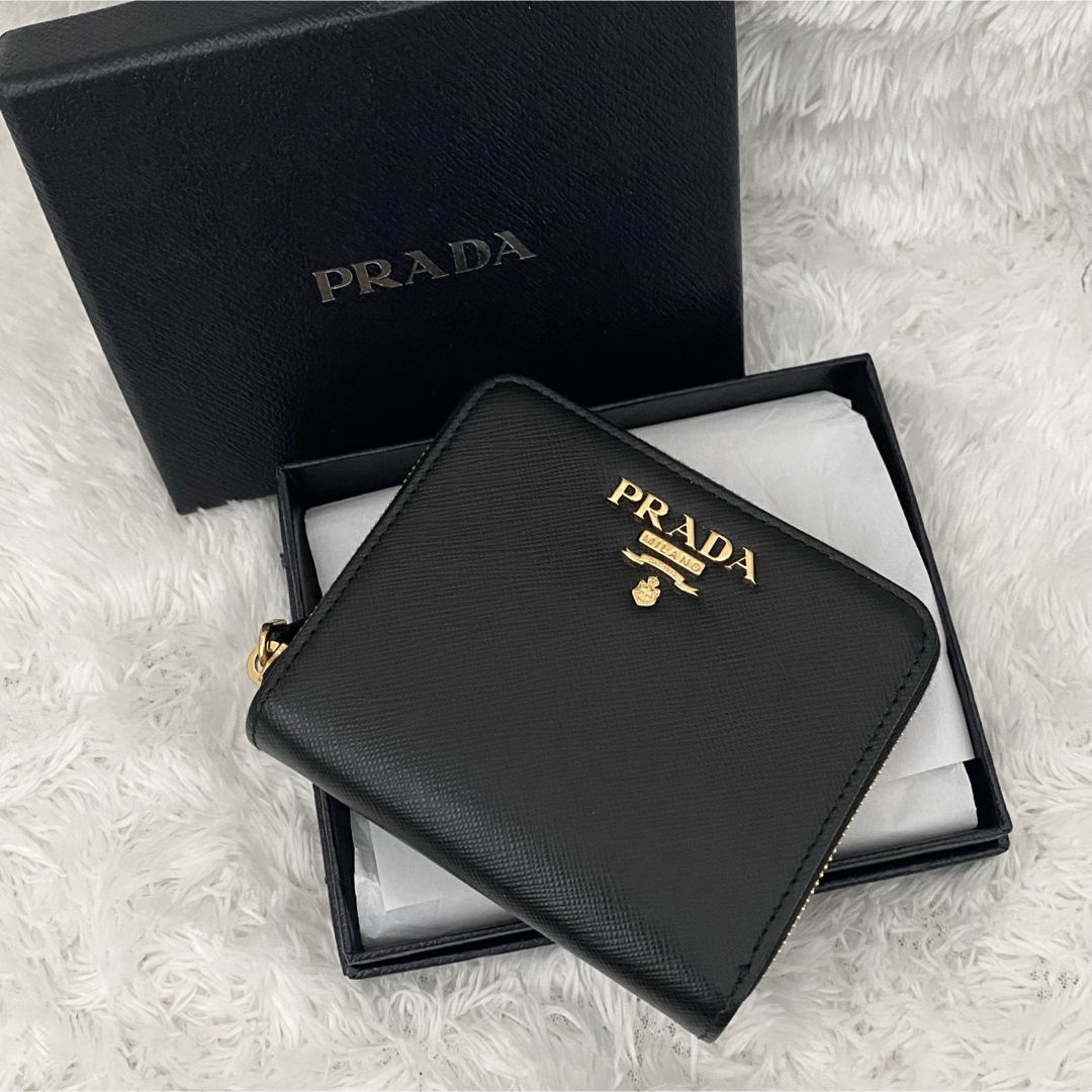 PRADA(プラダ)の★新品に近い★IC内蔵 PRADA プラダ サフィアーノ 二つ折り 財布  レディースのファッション小物(財布)の商品写真