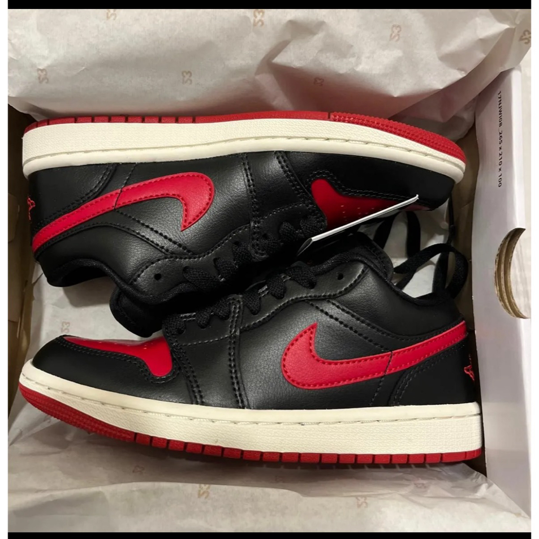 Jordan Brand（NIKE）(ジョーダン)のNike WMNS Air Jordan 1 Low "Bred/Sail"  レディースの靴/シューズ(スニーカー)の商品写真