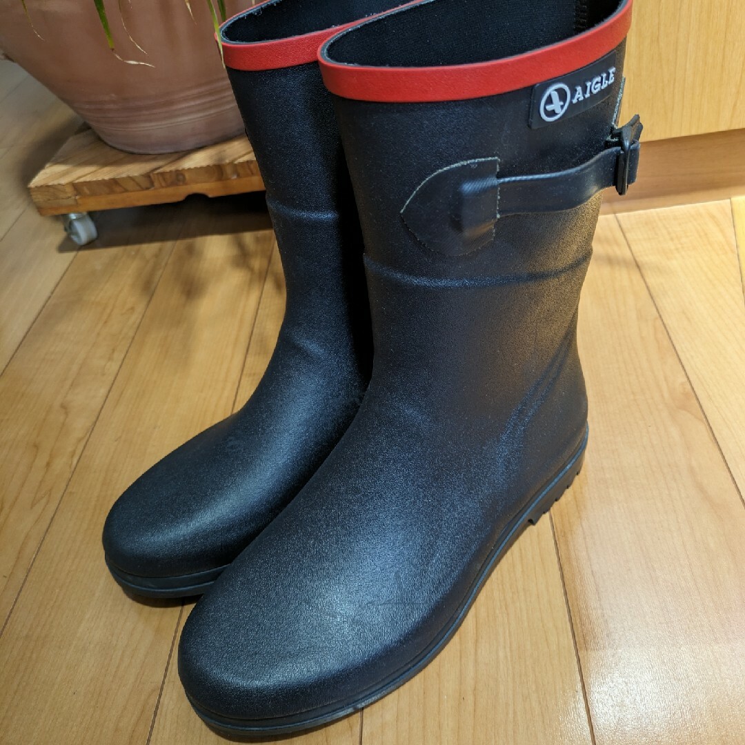 AIGLE(エーグル)のAIGLE  エーグル　レインブーツ　ブラック　サイズ37 レディースの靴/シューズ(レインブーツ/長靴)の商品写真