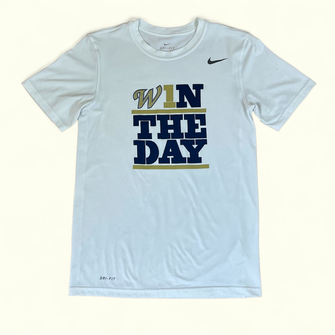 NIKE(ナイキ)のNIKE DRI-FIT ナイキ ビッグプリントTシャツ WIN THE DAY メンズのトップス(Tシャツ/カットソー(半袖/袖なし))の商品写真