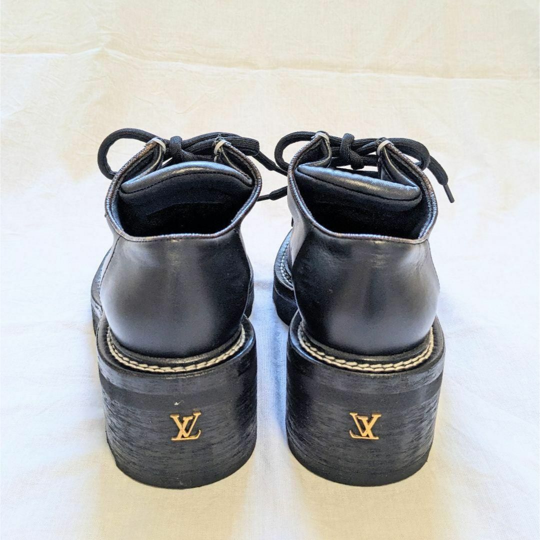 LOUIS VUITTON(ルイヴィトン)のルイヴィトン  革 靴 レザー レースアップ  モノグラム 37.5 レディースの靴/シューズ(ローファー/革靴)の商品写真