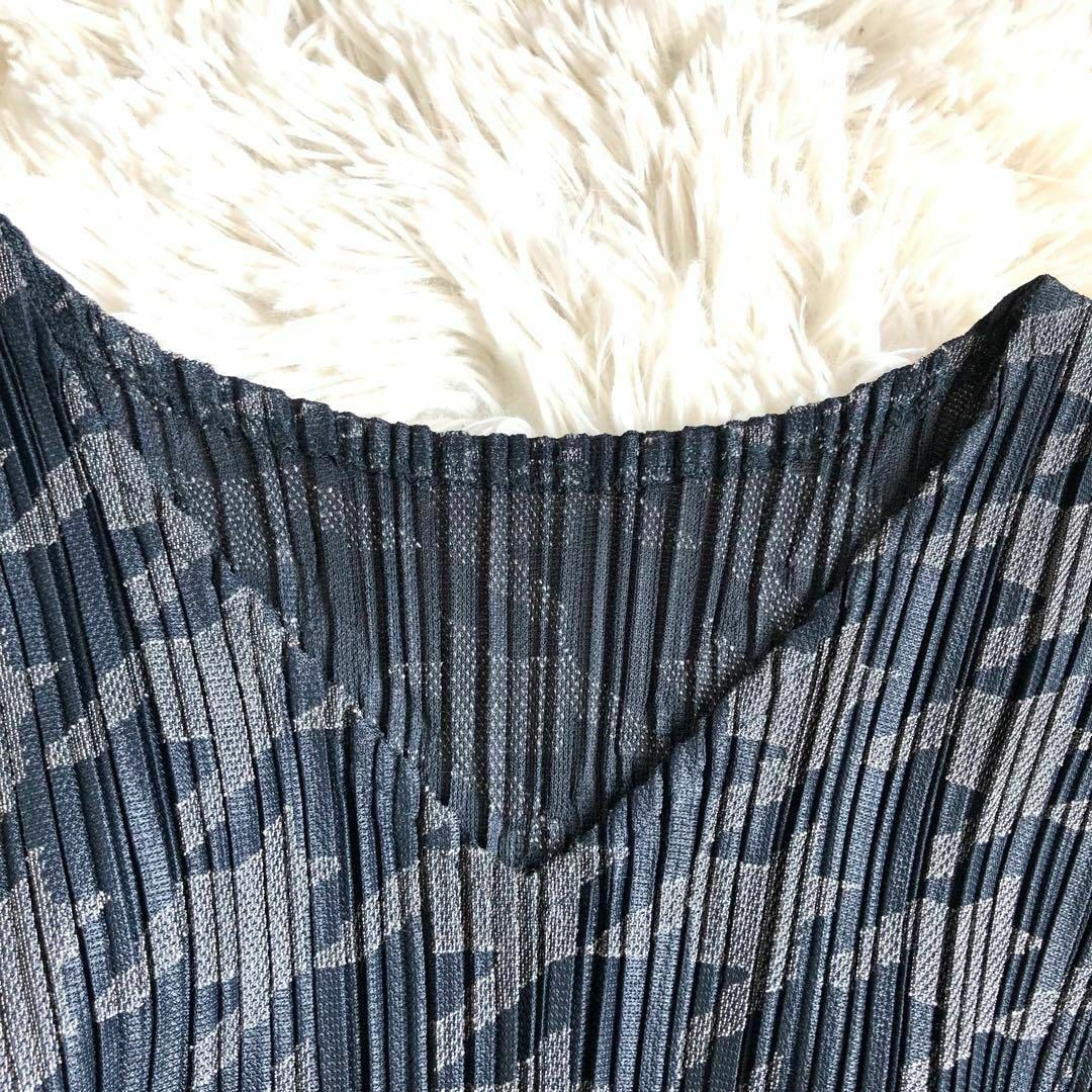 PLEATS PLEASE ISSEY MIYAKE(プリーツプリーズイッセイミヤケ)の【美品】プリーツプリーズ 千鳥格子柄 ワンピース チュニック グレー L レディースのワンピース(ひざ丈ワンピース)の商品写真