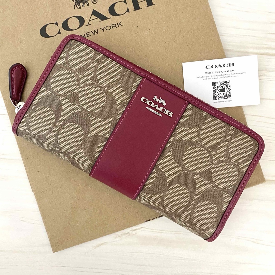 COACH(コーチ)の新品　COACH　コーチ長財布　ワインレッド   長財布 レディースのファッション小物(財布)の商品写真