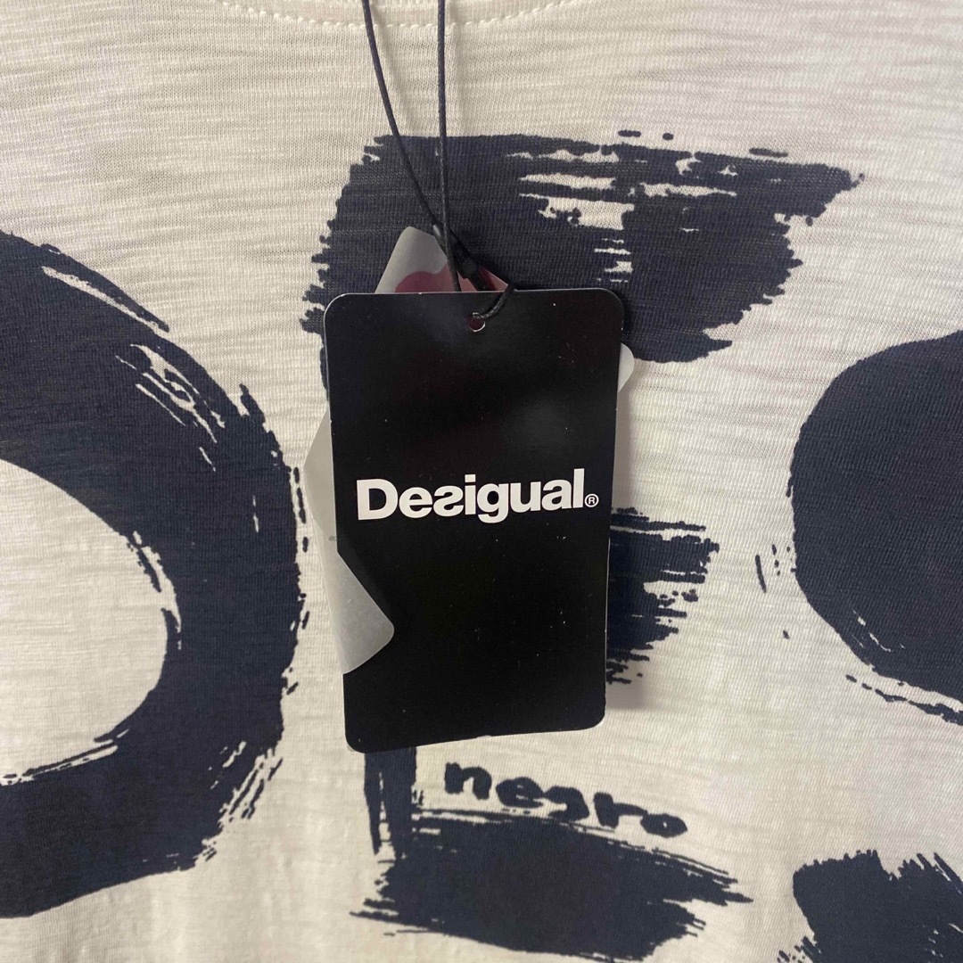 DESIGUAL(デシグアル)の【新品】Desigual 手書き風 プリント Tシャツ Mサイズ メンズのトップス(Tシャツ/カットソー(半袖/袖なし))の商品写真