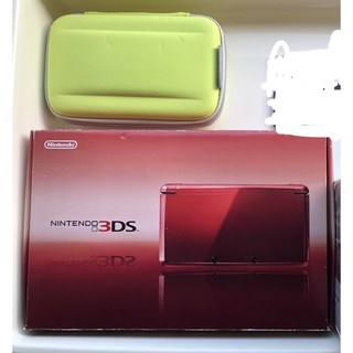 ニンテンドー3DS(ニンテンドー3DS)のニンテンドー3DS本体　メタリックレッド　ケース付き。任天堂(携帯用ゲーム機本体)