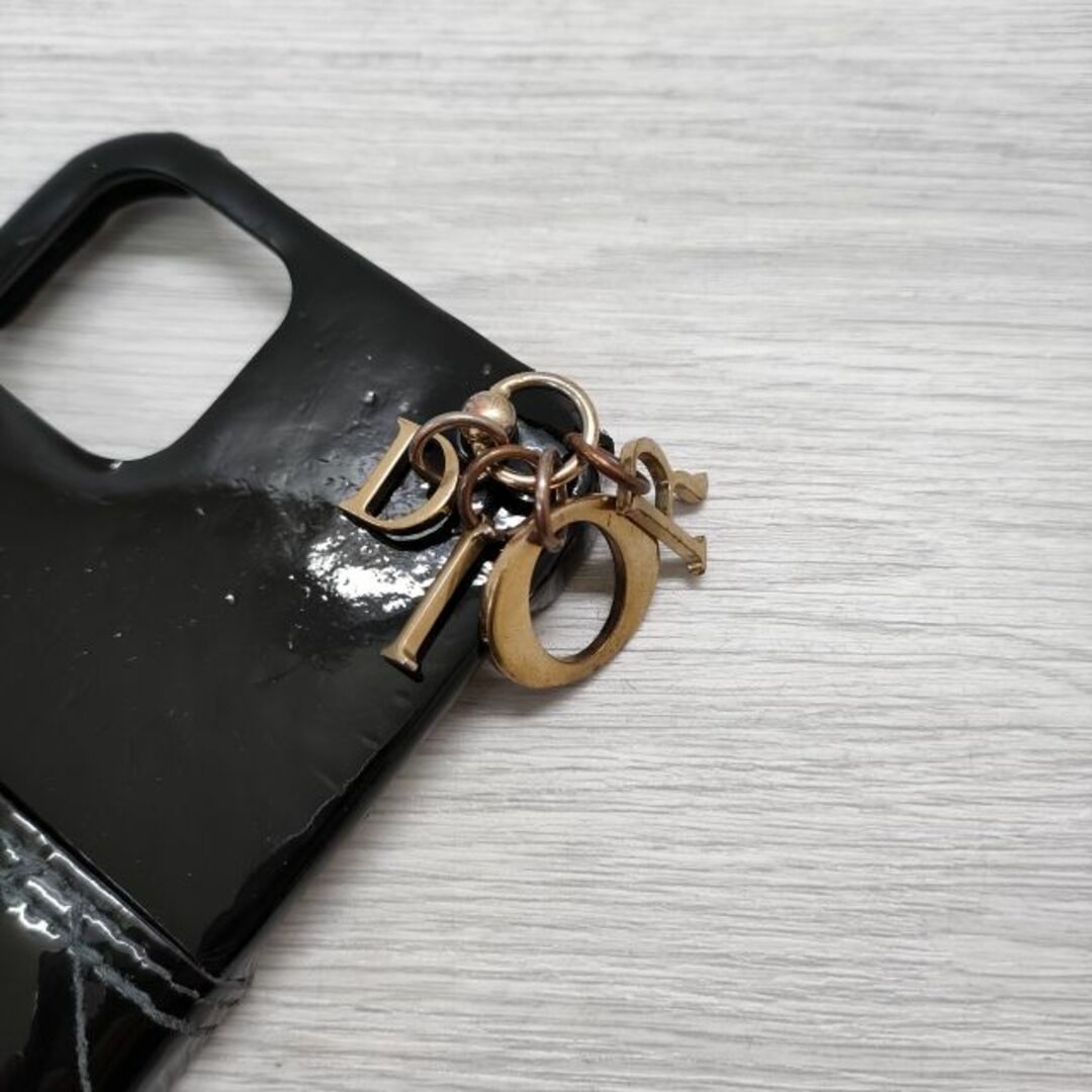 Dior(ディオール)のDior iPhoneケース エナメル イタリア製 スマホケース iPhoneケース ブラック レディース ディオール【中古】4-0504G◎ スマホ/家電/カメラのスマホアクセサリー(iPhoneケース)の商品写真