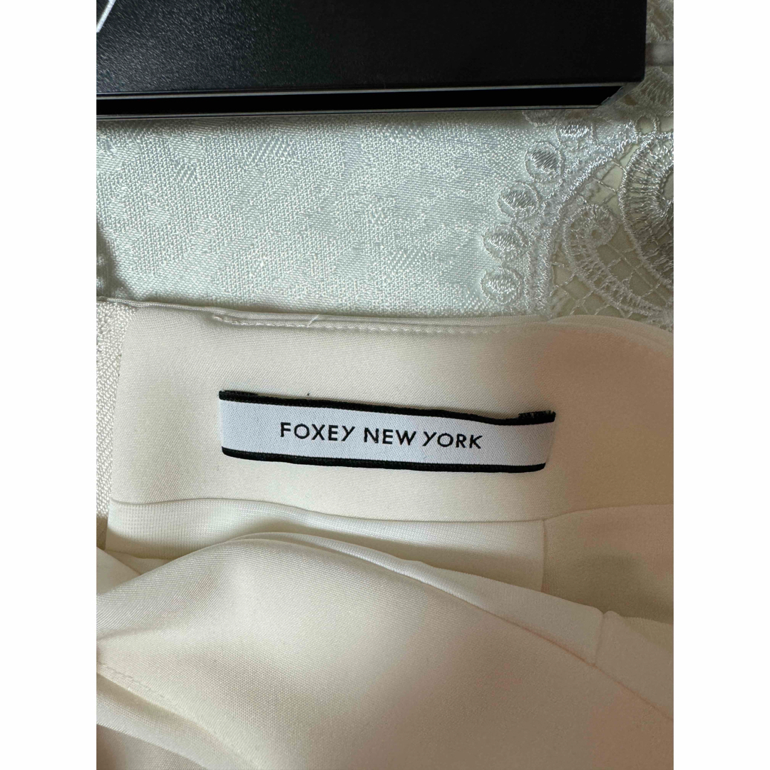 FOXEY(フォクシー)の美品FOXEYイリプスフレアスカート38 レディースのスカート(ミニスカート)の商品写真