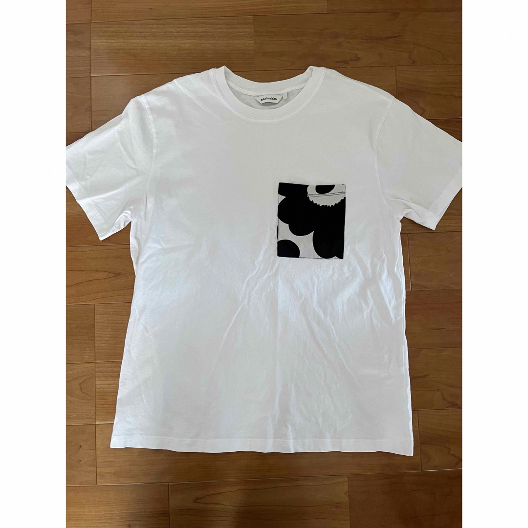 marimekko(マリメッコ)のマリメッコ　キオスキ　tシャツ レディースのトップス(Tシャツ(半袖/袖なし))の商品写真