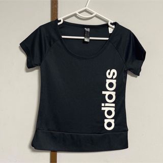 アディダス(adidas)のadidas アディダス トップス Tシャツ♡⃛(Tシャツ/カットソー)