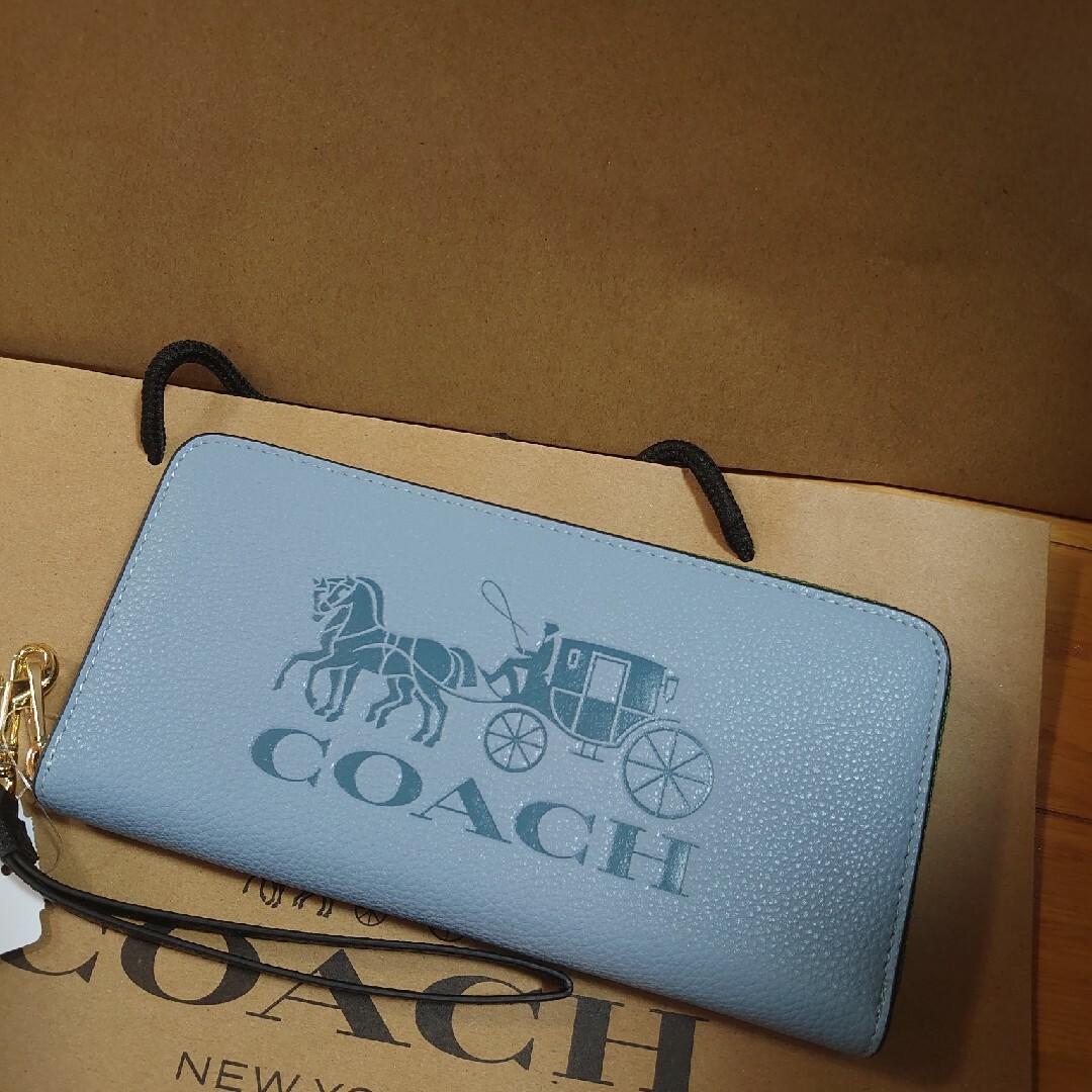 COACH(コーチ)のCOACH　長財布　新品　未使用　馬車 レディースのファッション小物(財布)の商品写真