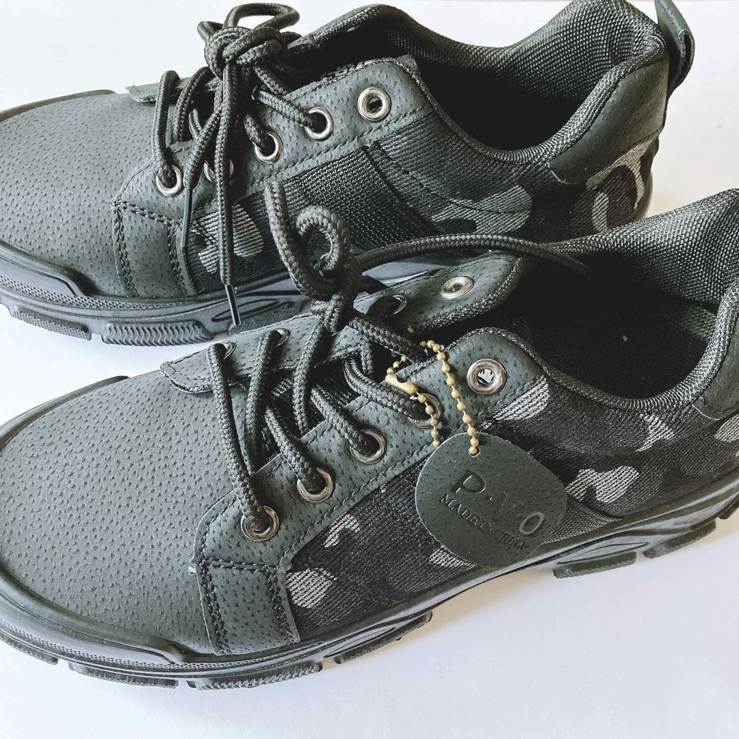 アウトドア 黒 迷彩 スニーカー シューズ 24.5 遠足 防撥水 軽量 39 メンズの靴/シューズ(スニーカー)の商品写真