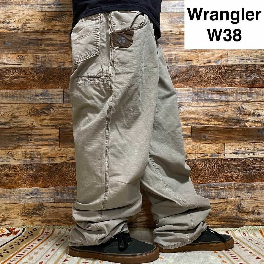 Wrangler(ラングラー)のラングラーw38ワークパンツベージュカーキサンド極太オーバーサイズメンズ古着 メンズのパンツ(ワークパンツ/カーゴパンツ)の商品写真