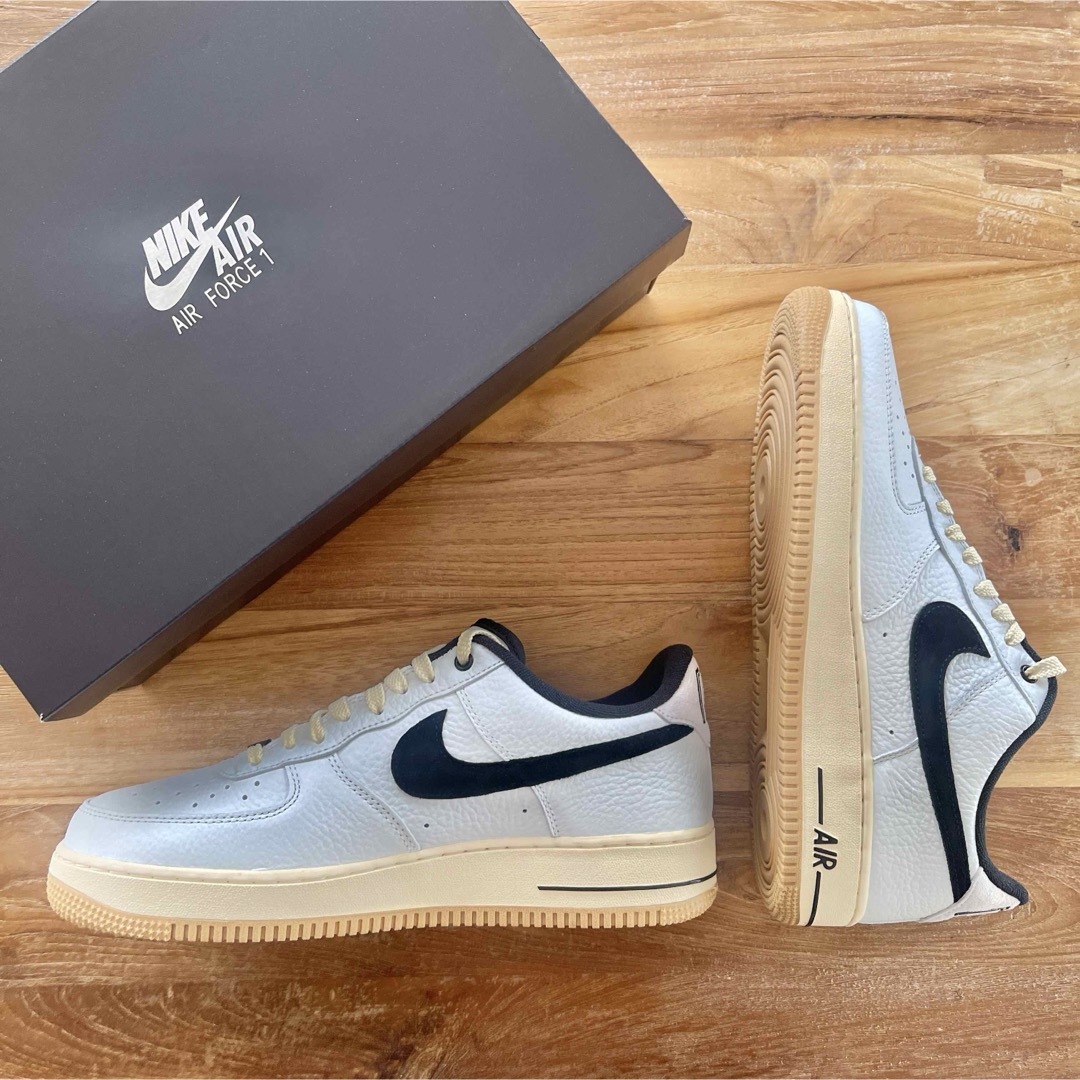 NIKE(ナイキ)の29.0㎝ NIKE AIRFORCE1 07 LX ナイキ エアフォース1 メンズの靴/シューズ(スニーカー)の商品写真