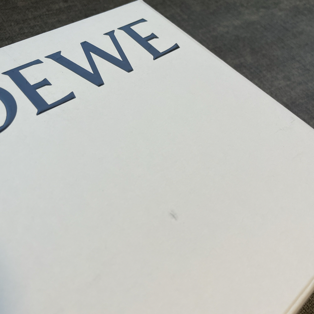 LOEWE(ロエベ)のLOEWE　ギフトボックス&リボン レディースのバッグ(ショップ袋)の商品写真