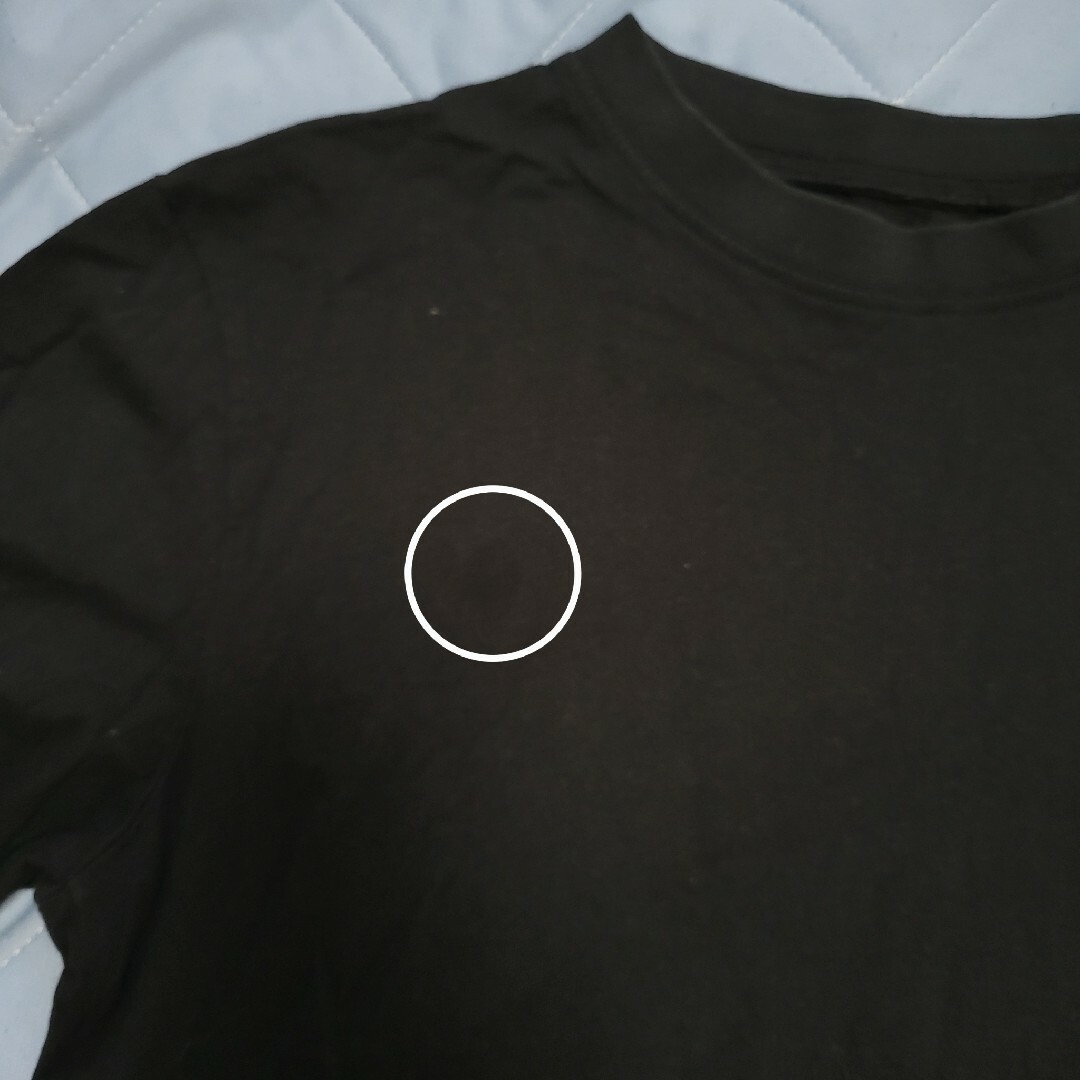 黒シャツ レディースのトップス(Tシャツ(半袖/袖なし))の商品写真