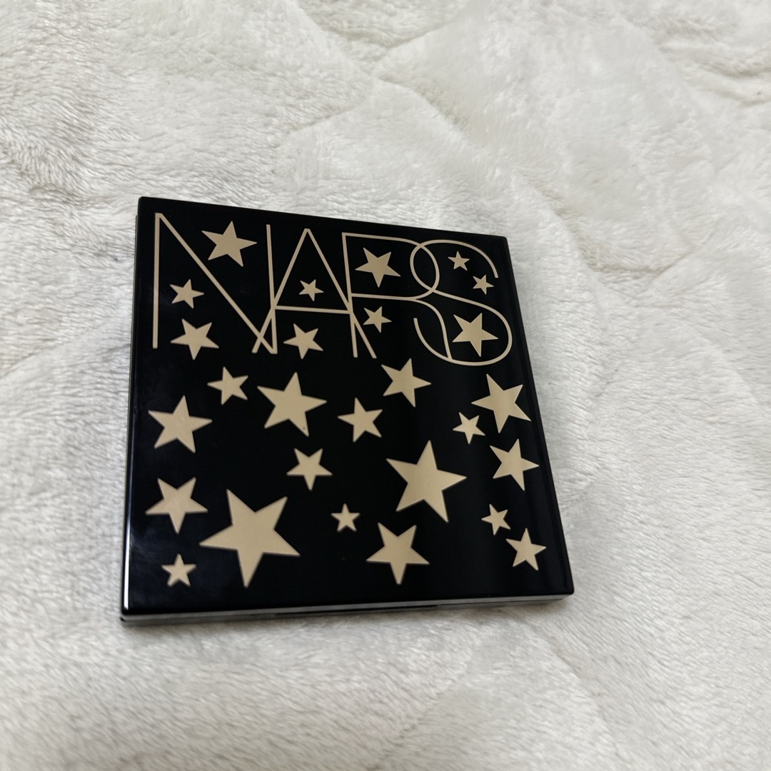 NARS(ナーズ)のNARS アンインヒビテッドアイシャドーパレットS コスメ/美容のベースメイク/化粧品(アイシャドウ)の商品写真