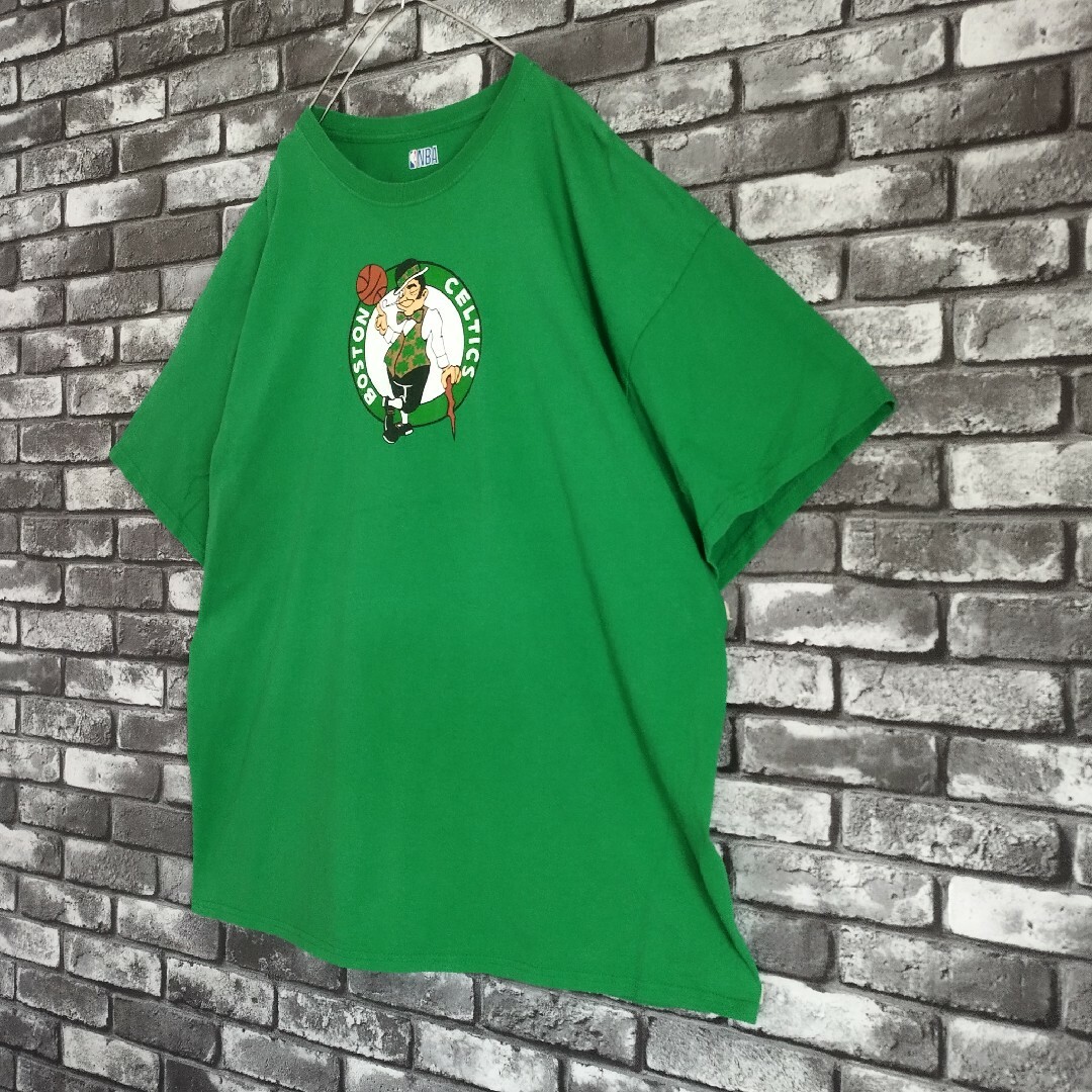 NBA超オーバーサイズボストンセルティックスtシャツTシャツ緑バスケビッグロゴ メンズのトップス(Tシャツ/カットソー(半袖/袖なし))の商品写真