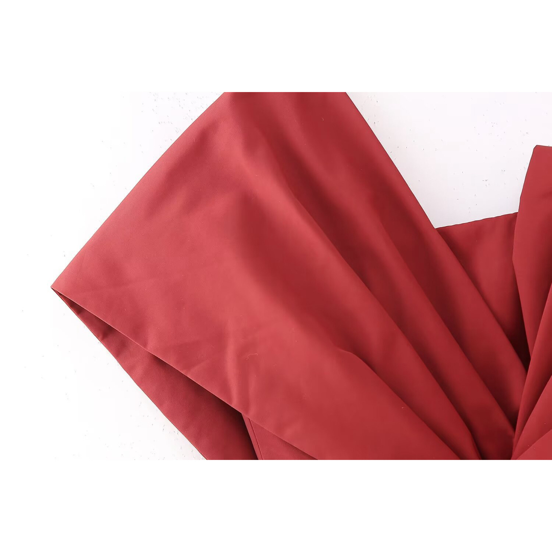 リボン　カットソー　ワンショルダー　トップス　赤　zara gu dholic レディースのトップス(シャツ/ブラウス(半袖/袖なし))の商品写真