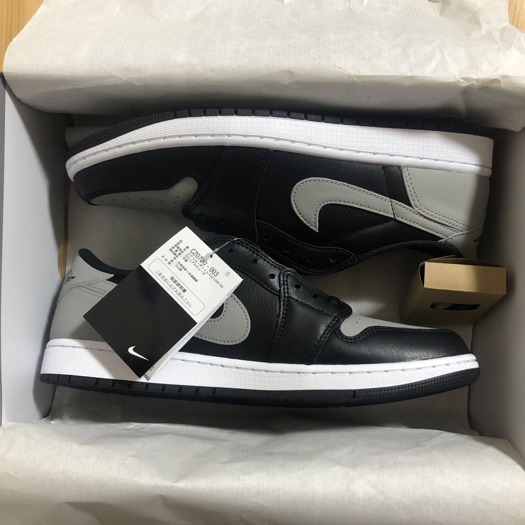 NIKE(ナイキ)のNIKE JORDAN 1 LOW OG CZ0790-003 Shadow メンズの靴/シューズ(スニーカー)の商品写真