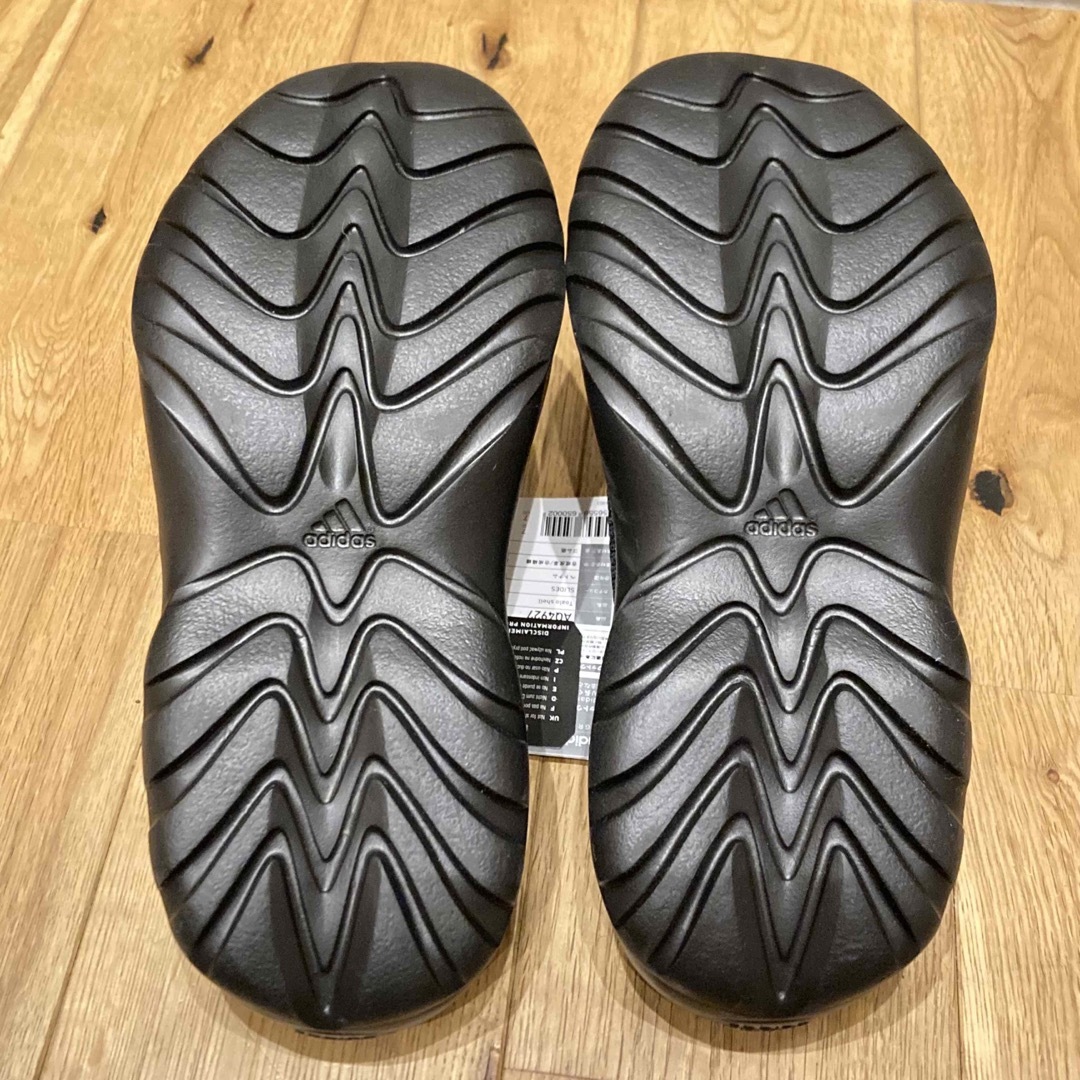 adidas(アディダス)のadidas アディダス　ボアサンダル　Toalo shell 黒　25.5cm メンズの靴/シューズ(サンダル)の商品写真