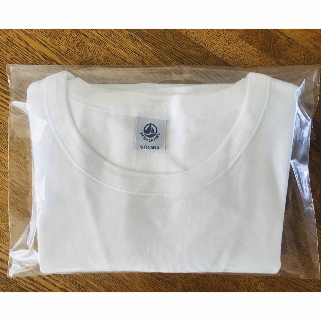 PETIT BATEAU(プチバトー)のプチバトー  半袖Tシャツ　カットソー ホワイト メーカー表示サイズ　S レディースのトップス(Tシャツ(半袖/袖なし))の商品写真