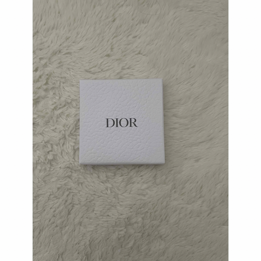 Dior(ディオール)のDior スマホリング スマホ/家電/カメラのスマホアクセサリー(その他)の商品写真