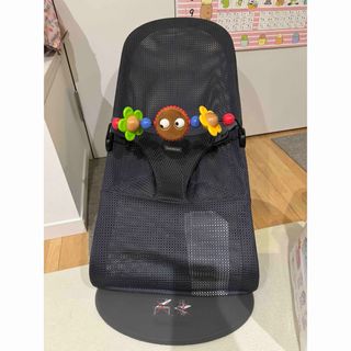 ベビービョルン(BABYBJORN)のベビービョルン　メッシュ　バウンサー　おもちゃ付き(その他)