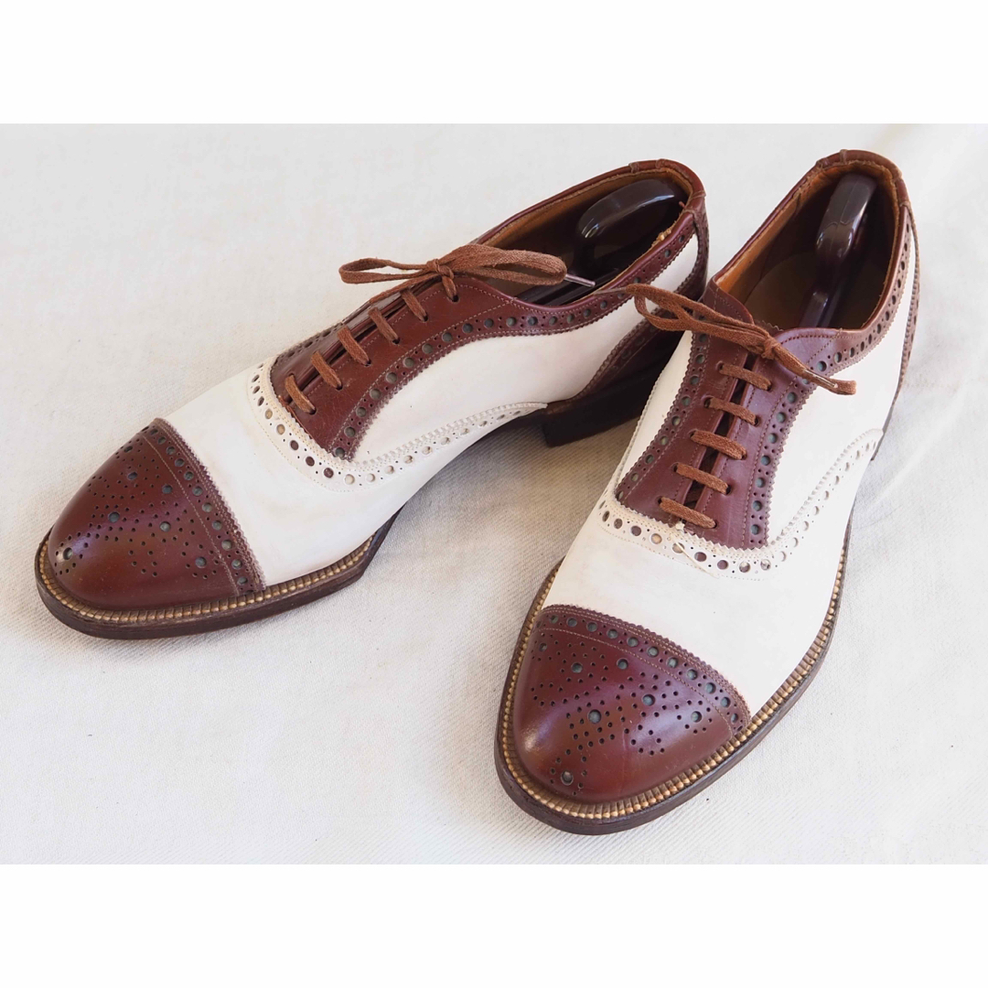 Allen Edmonds(アレンエドモンズ)の50s Jarman Cap Toe Spectators Spade Sole メンズの靴/シューズ(ドレス/ビジネス)の商品写真