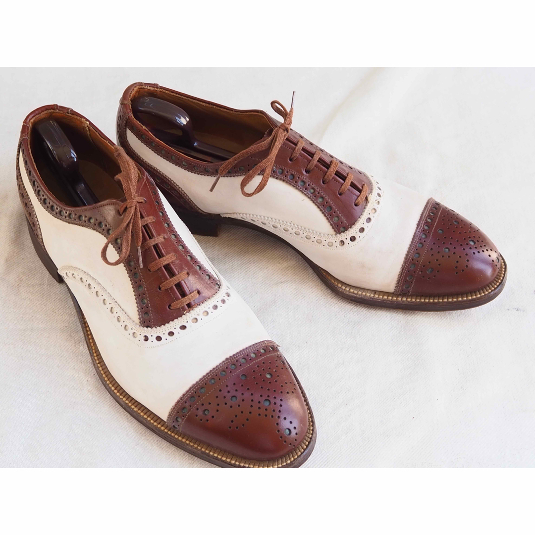 Allen Edmonds(アレンエドモンズ)の50s Jarman Cap Toe Spectators Spade Sole メンズの靴/シューズ(ドレス/ビジネス)の商品写真