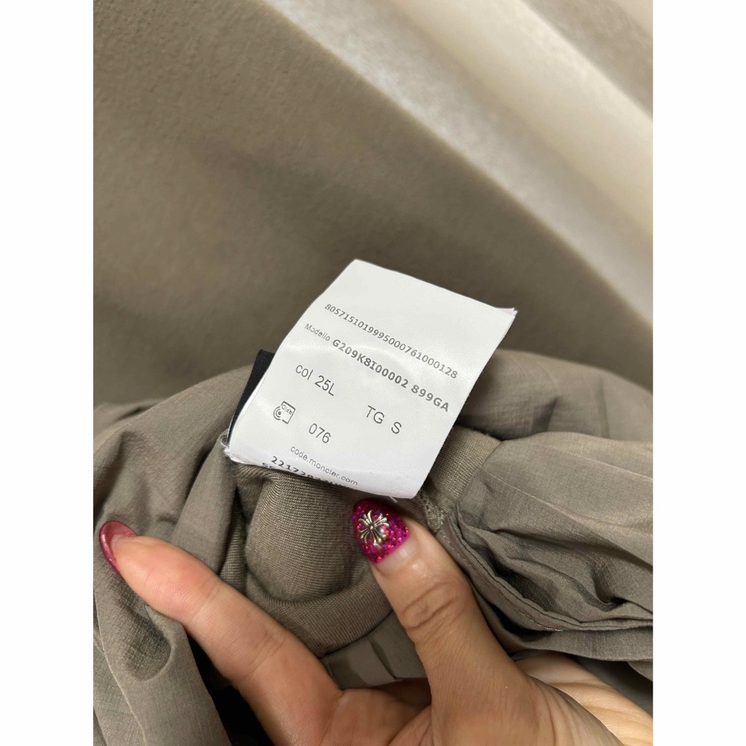 MONCLER - モンクレールワンピース 日本のMサイズ カーキの通販 MONCLER - モンクレールワンピース 日本のMサイズ カーキの通販