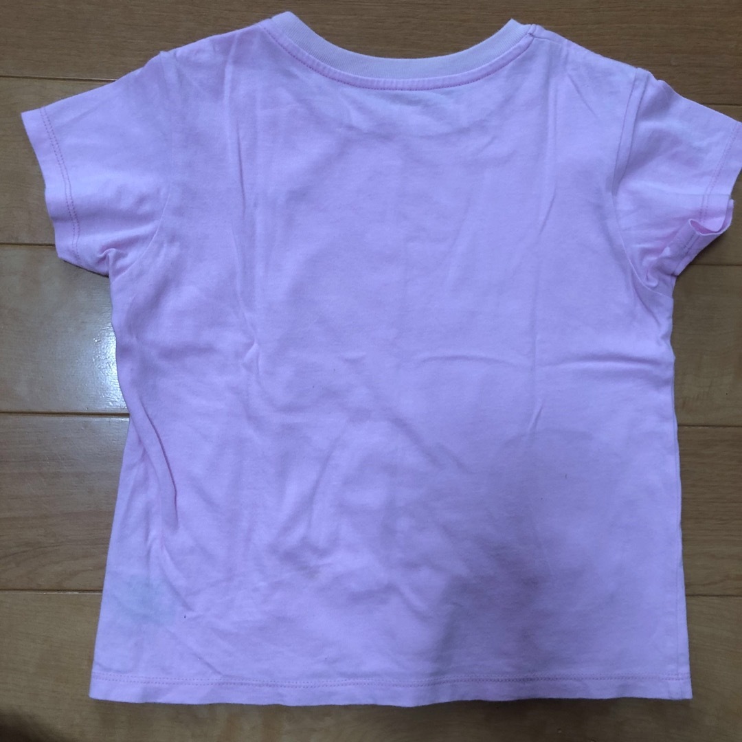 UNIQLO(ユニクロ)のペッパピッグ　Tシャツ  100サイズ キッズ/ベビー/マタニティのキッズ服女の子用(90cm~)(Tシャツ/カットソー)の商品写真
