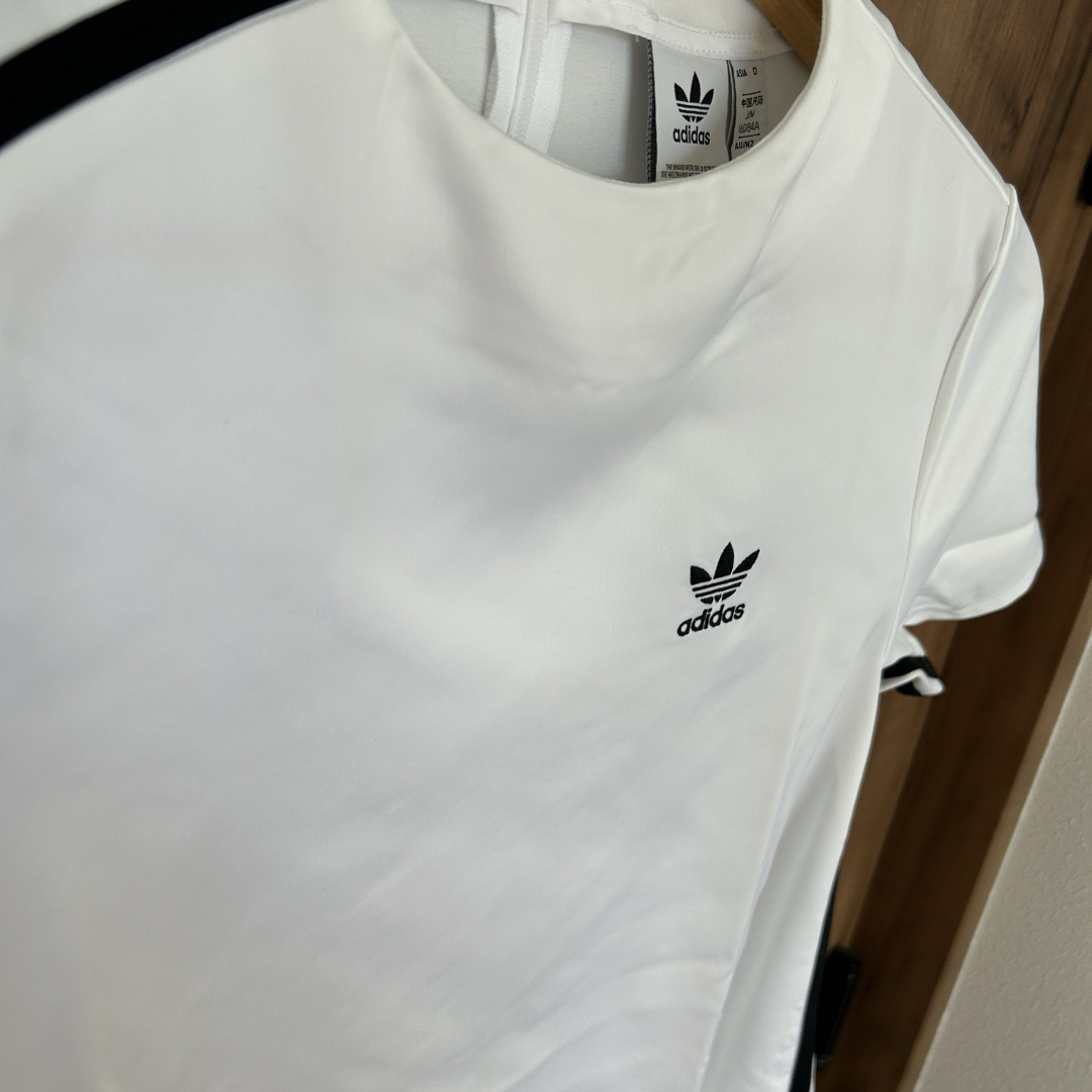 Originals（adidas）(オリジナルス)のadidas originals ミニワンピース　アディダス adidas  レディースのワンピース(ミニワンピース)の商品写真