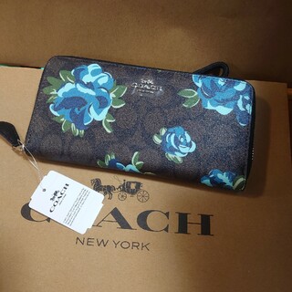 コーチ(COACH)のCOACH　新品　未使用　長財布　花柄(財布)