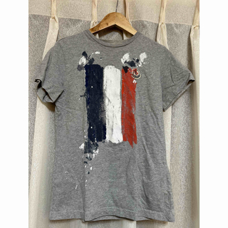 モンクレール(MONCLER)のモンクレールTシャツ　グレー　日本のSサイズ相当(Tシャツ(半袖/袖なし))