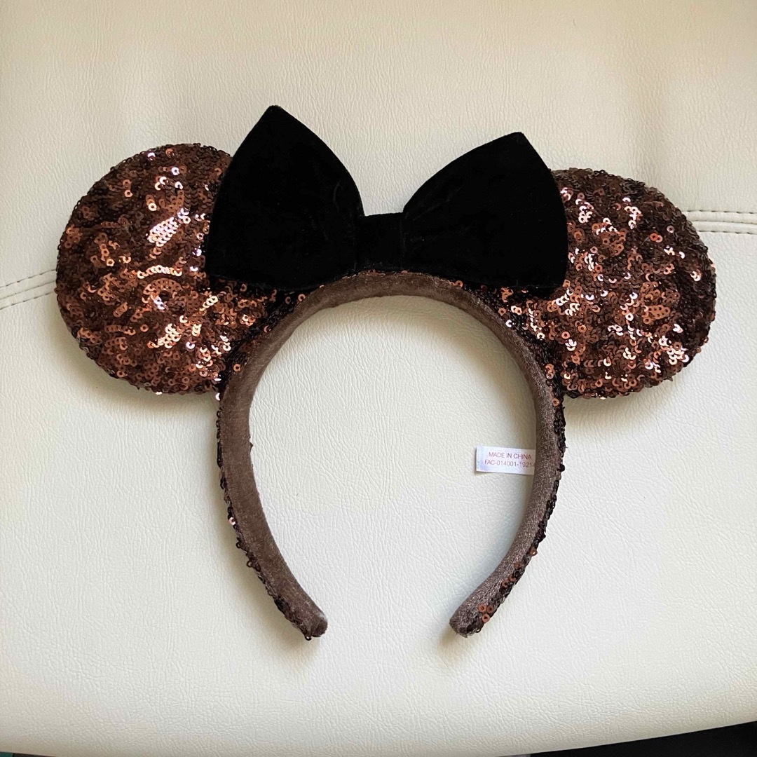 Disney(ディズニー)のディズニーカチューシャ スパンコール ピンク レディースのヘアアクセサリー(カチューシャ)の商品写真