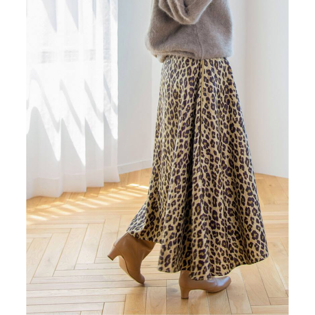 IENA(イエナ)の美品 IENA イエナ フラワー&レオパードスカート レディースのスカート(ロングスカート)の商品写真