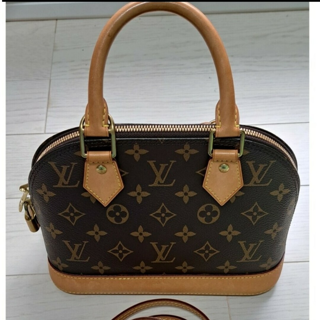 LOUIS VUITTON(ルイヴィトン)のルイヴィトン　アルマ　BB レディースのバッグ(ハンドバッグ)の商品写真