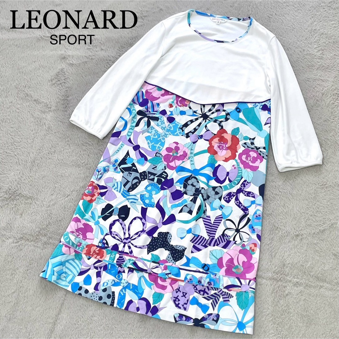 LEONARD(レオナール)の✨極美品✨レオナールスポーツ　ワンピース　フラワー&リボン柄　ひざ丈　38 レディースのワンピース(ひざ丈ワンピース)の商品写真